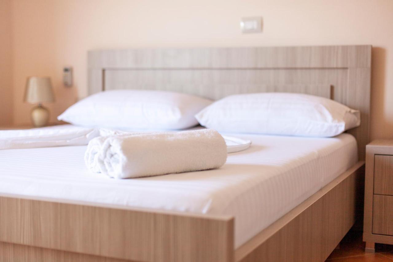 Toni Retzo Rooms Хімара Екстер'єр фото